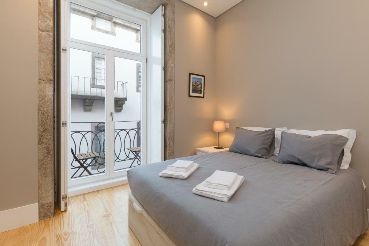 Porto And Clerigos Views By Porto City Hosts Экстерьер фото