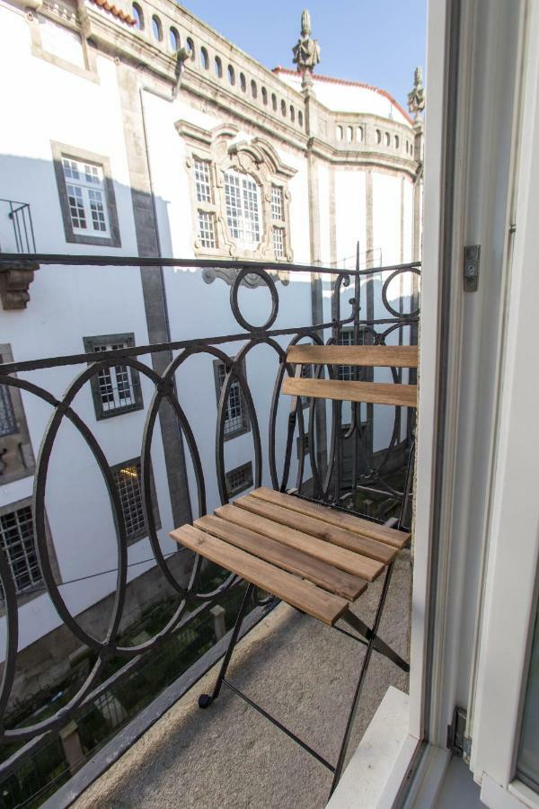 Porto And Clerigos Views By Porto City Hosts Экстерьер фото